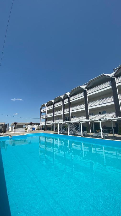 Lazurit Family Hotel Lazurne Luaran gambar